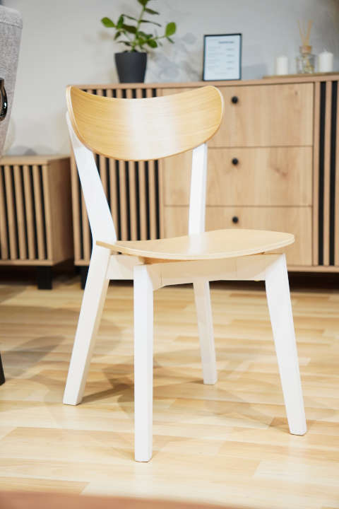 krzesło drewniane